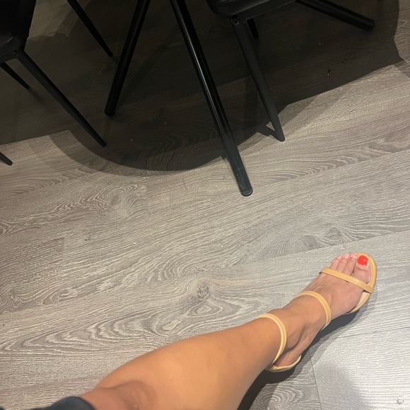 Nude three-strap stilettos - Picture 4 of 5